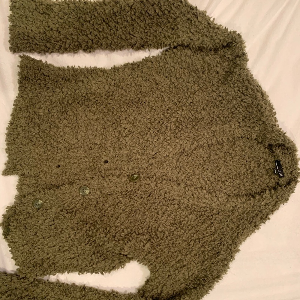 BP. Cardigan